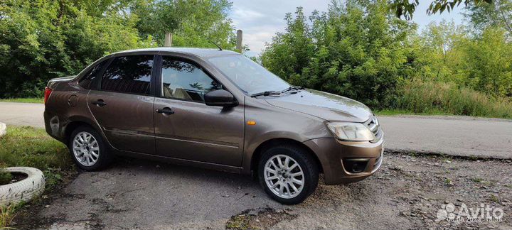 LADA Granta 1.6 МТ, 2017, 136 500 км