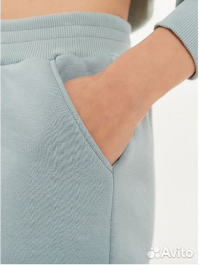 Спортивный костюм женский теплый новый