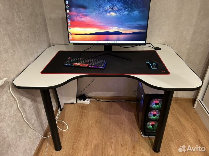 Игровой стол