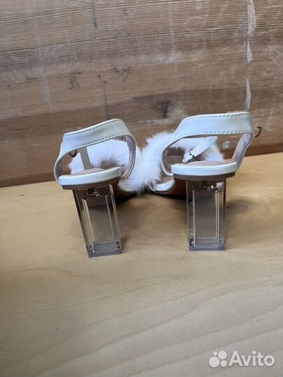 Босоножки с мехом 37 размер