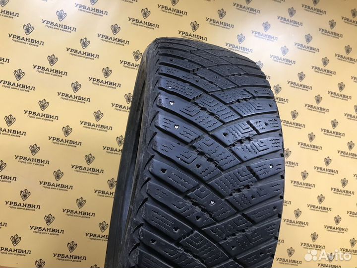 Goodyear Ultragrip Ice Arctic 215/55 R17 98T