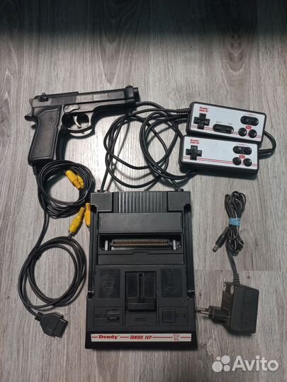 Приставки Dendy/Simba's джойстики/пистолет
