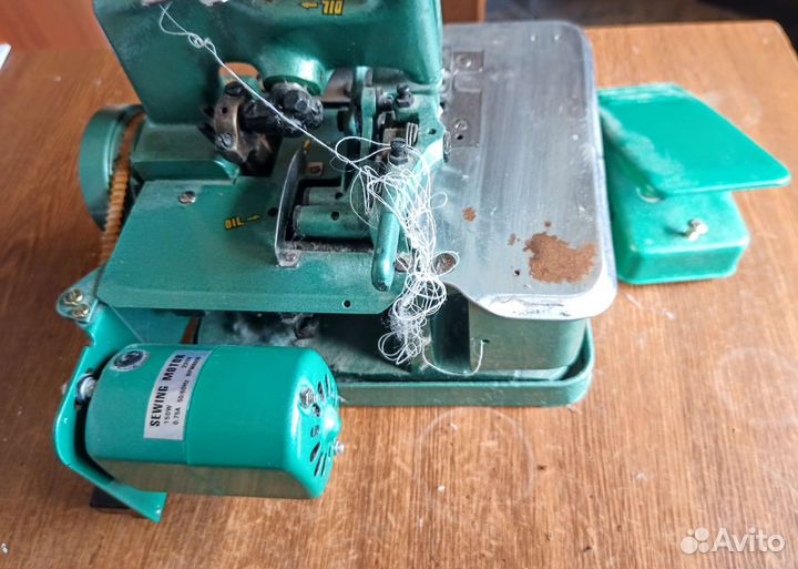 Оверлок бытовой бу