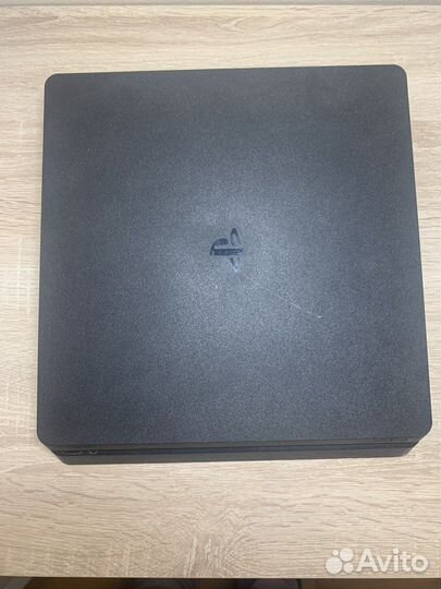 Sony PS4 + 3 игры