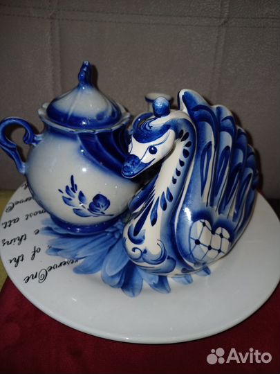 Фарфоровая посуда гжель