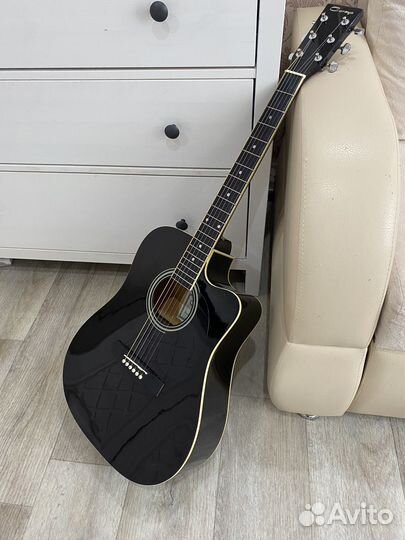 Акустическая гитара бу