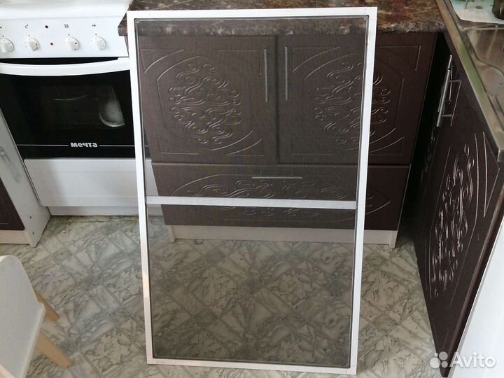 Москитные сетки на пластиковые окна