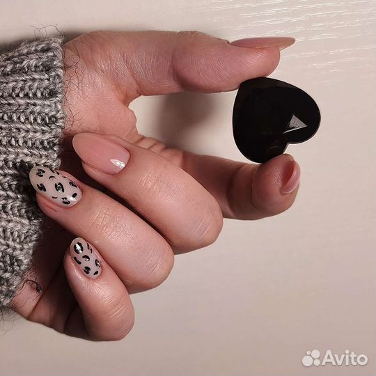 Маникюр/левый берег