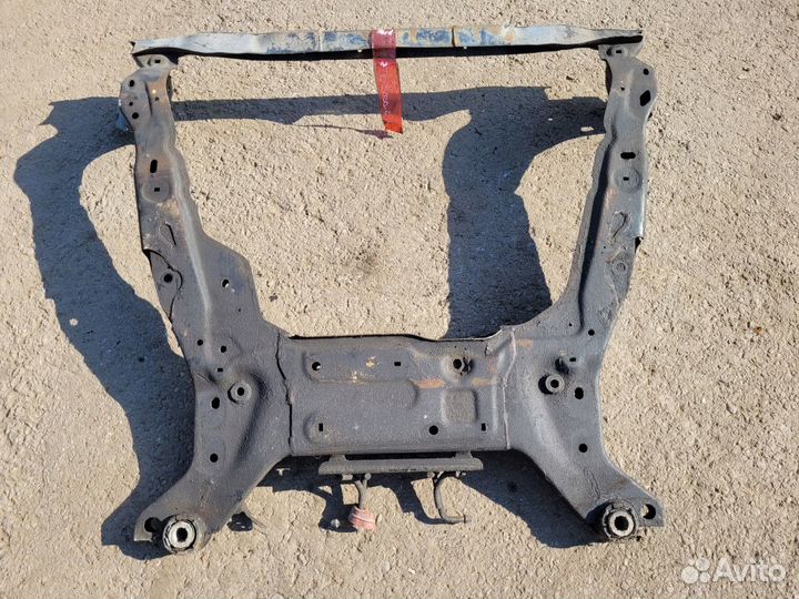 Подрамник передний на Ford Mondeo 4