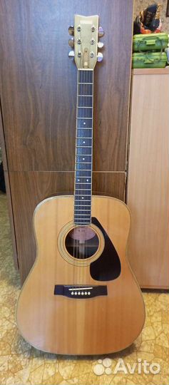 Гитара yamaha fg201