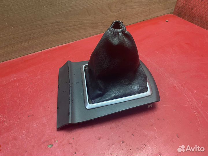 Накладка на кулису кпп 4M5XA045B79AA Ford Focus 2