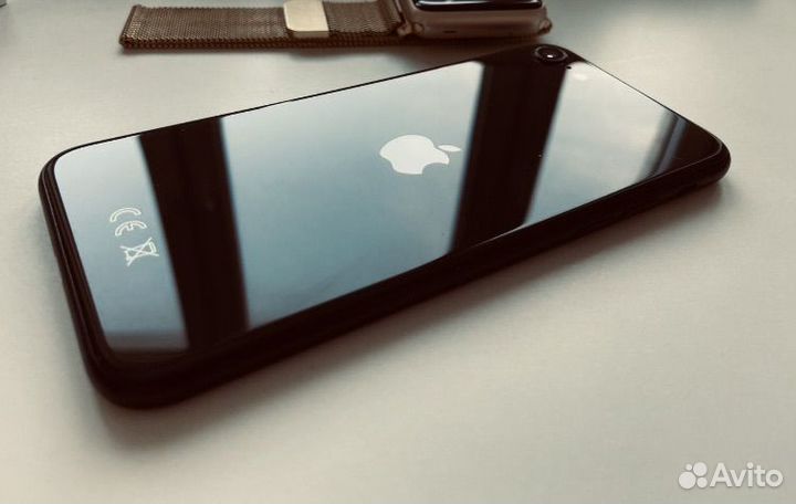 iPhone SE 2020(Black)
