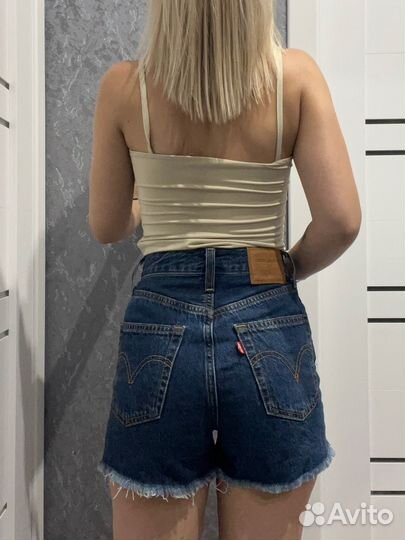 Джинсовые шорты