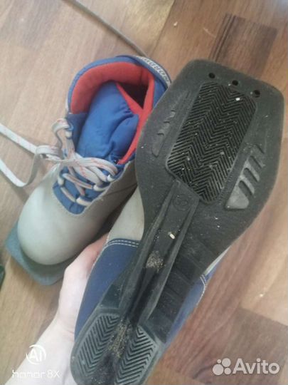 Беговые лыжи