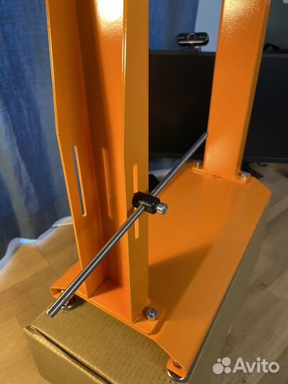 Стенд балансировки мото колес