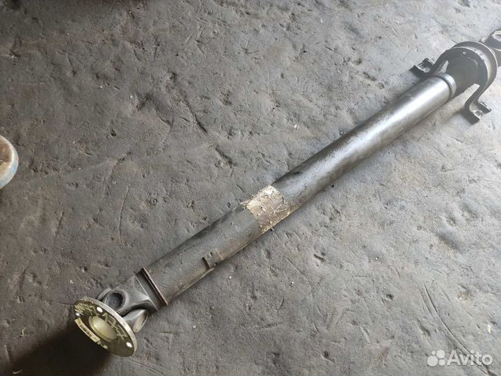 Карданный вал 2 части Спринтер -06г, VW лт
