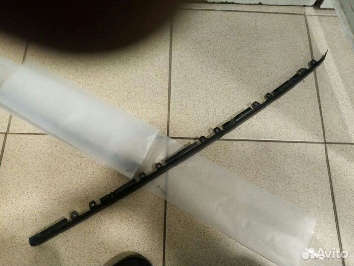 Молдинги Прадо 150