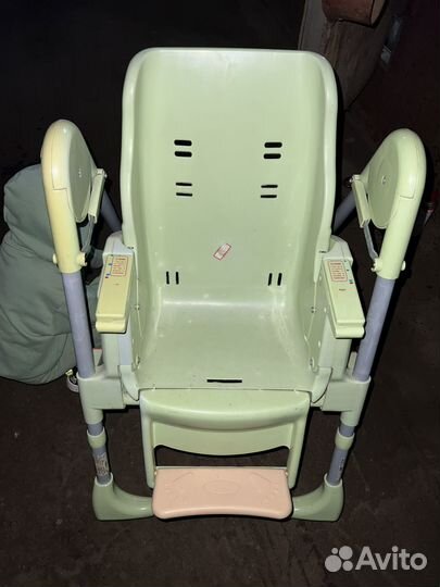 Стульчик для кормления