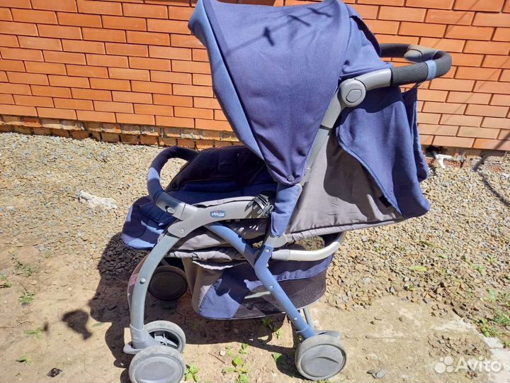 Прогулочная коляска чико