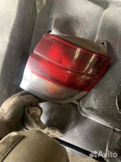 Задний фонарь тойота калдина CT190
