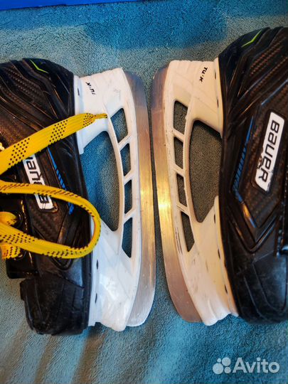 Хоккейные коньки bauer