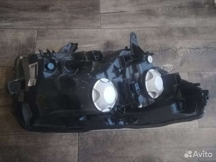 Фара на LADA x-ray