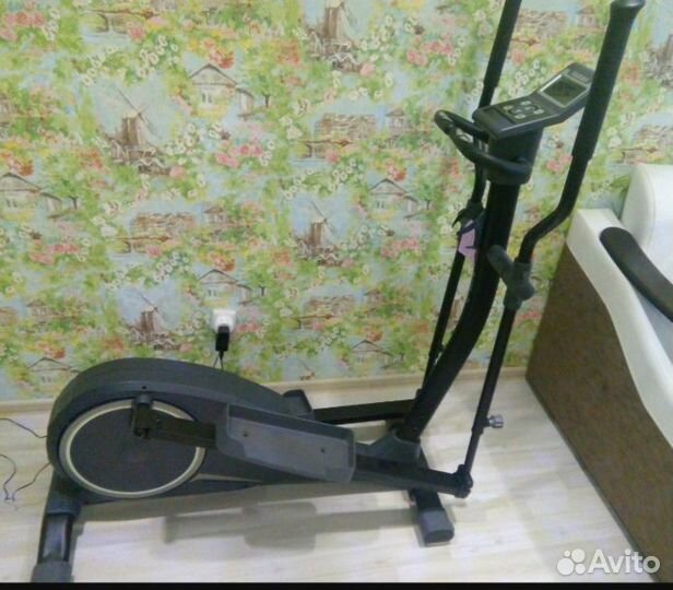 Эллиптический тренажер
