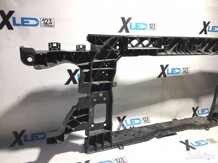 Передняя панель Телевизор Hyundai Palisade