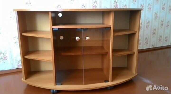 Тумбочка под телевизор