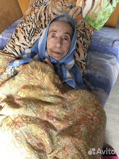 Сиделка за пожилым