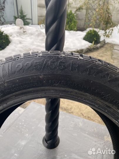 Gislaved NordFrost 100 225/55 R17