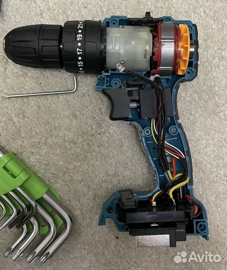 Шуруповерт makita 18v бесщеточный