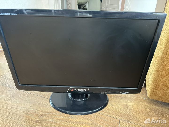 Монитор LG flatron 22