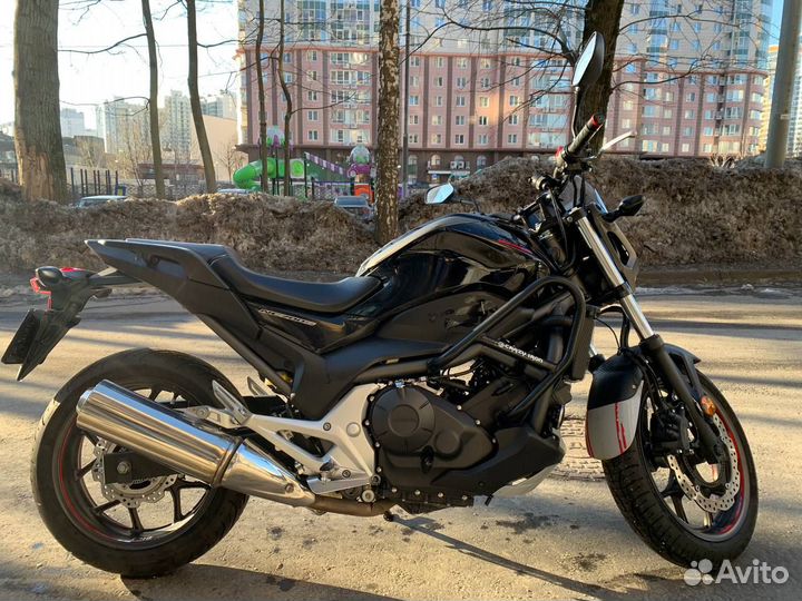 Продам Honda NC700SA 2012 года с ABS