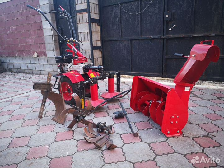 Мотоблок Угра с навесным оборудованием