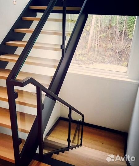 Лестница для загородного дома