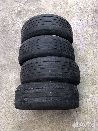 Yokohama BluEarth E70BZ 215/55 R17