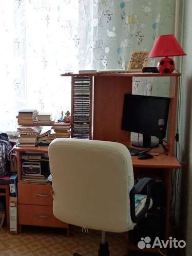 Компьютерный стол