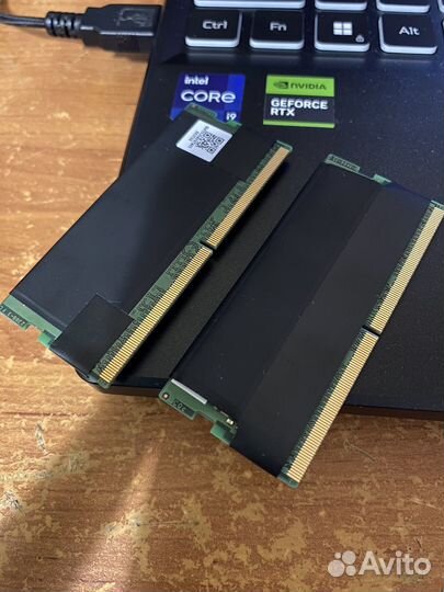 Озу 16 Гб ddr5 5600 мгц Acer Predator