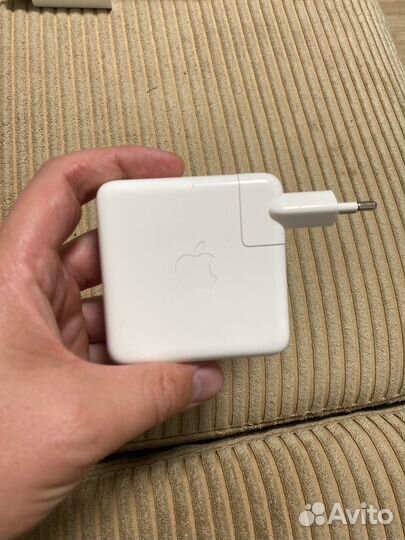 Зарядное устройство для MacBook 61w