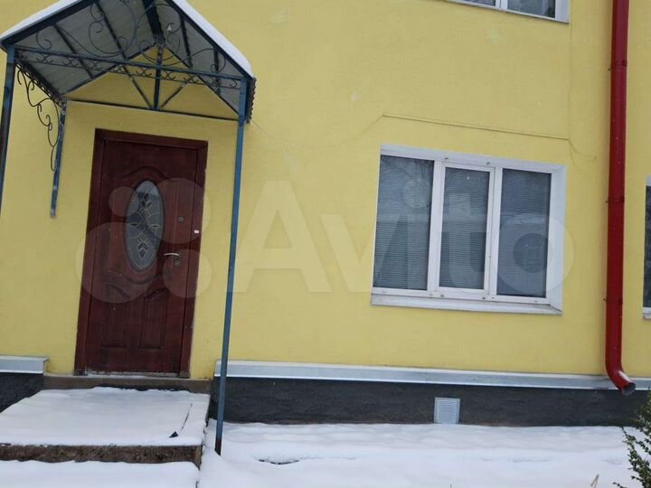 2-к. квартира, 42 м², 1/2 эт.