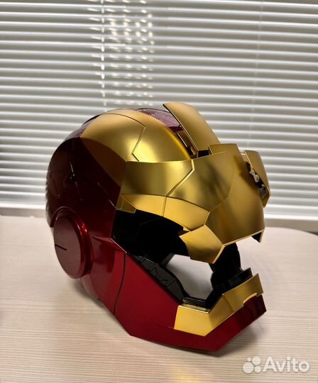 Шлем железного человека