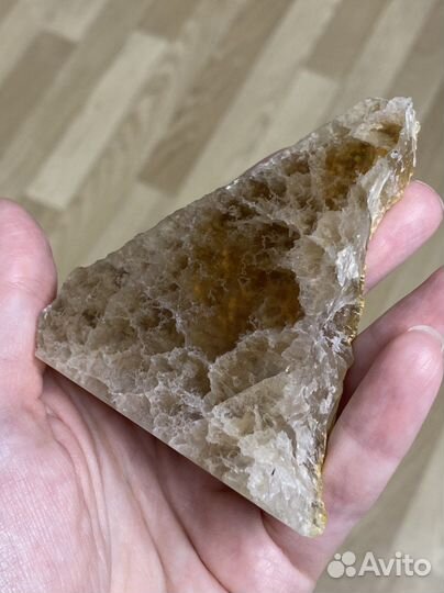 Флюорит коллекционный образец камень минерал