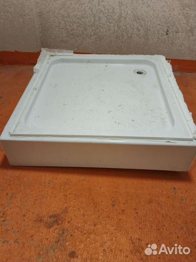 Душевой поддон, Инстоляция с унитазом