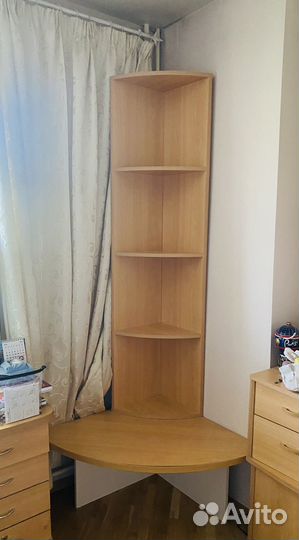 Полка и столик угловые