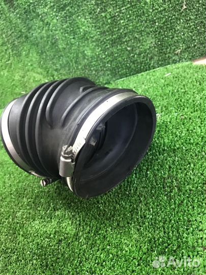 Гофра впуска Audi A8 Quattro D2 ABZ 1998