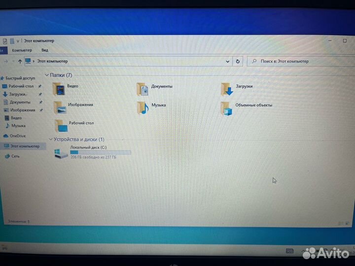 Ноутбук HP 15-ra058ur