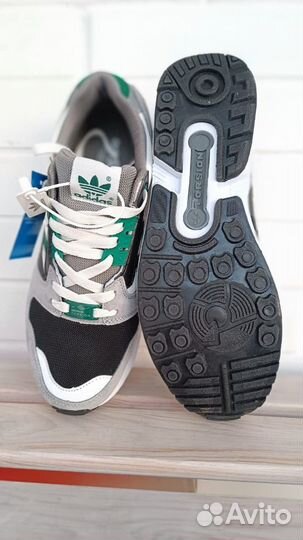 Кроссовки adidas Torsion