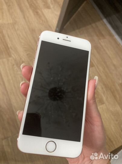 Телефон iPhone