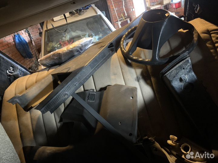 Детали салона w201 mercedes 190